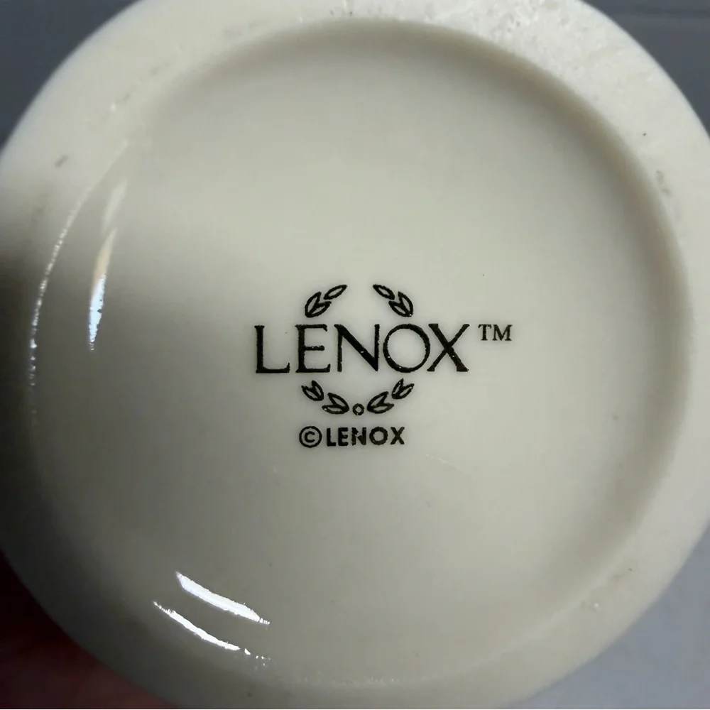 Lenox Rose Blossom Bud Vase Ivory 24k Gold Trim 6” Small